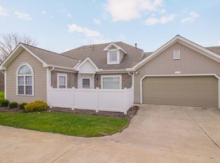8178 Cyrus Ln, Northfield, OH