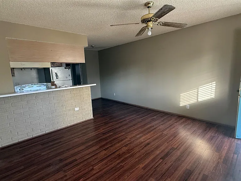 1328 Bomar St #4 — Photo 7
