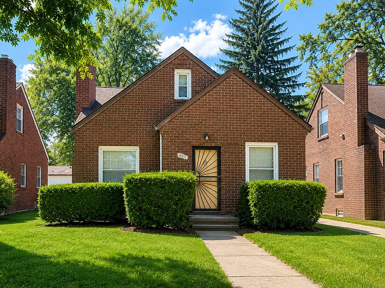 16811 Cruse St — Photo 1