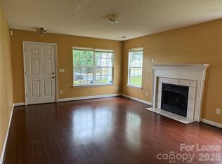 3327 Buckvalley Dr, Charlotte, NC 28214