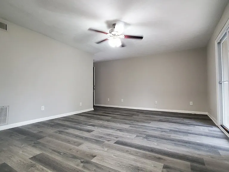 2396 Lawrenceville Hwy #F — Photo 3