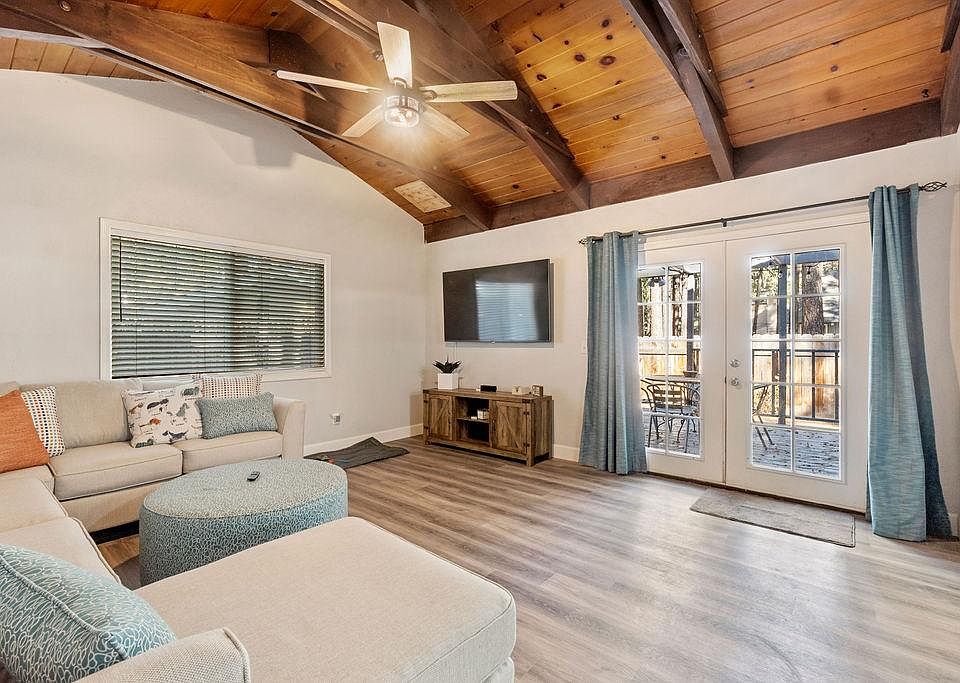 Enjoyable Family/TV/Game Room that opens to the deck.