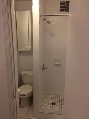 Rented by Solil Management | media 4