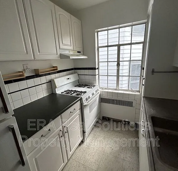 249 Loraine Ave #4 — Photo 10