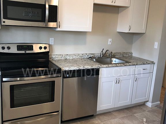 5th image of 11771 Elkwood Dr