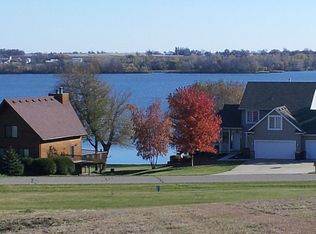 Wells Lake Ct, Faribault, MN 55021