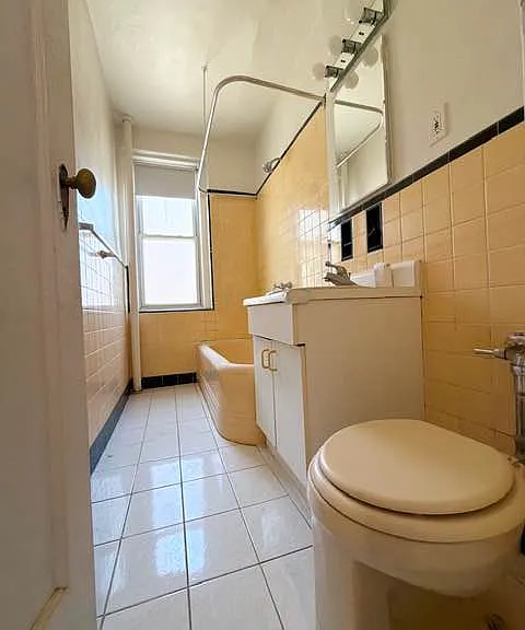 122 Marine Ave #22 — Photo 4