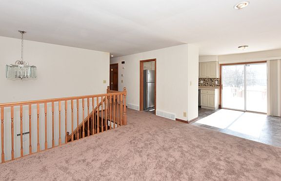 2nd image of 901 Corona Ct
