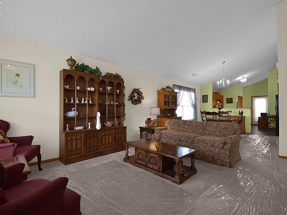4th image of 1398 Ithaca Dr