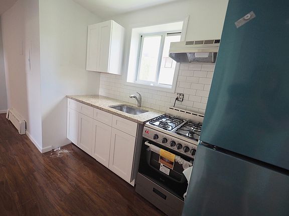 3rd image of 23-11A Broadway #2FF