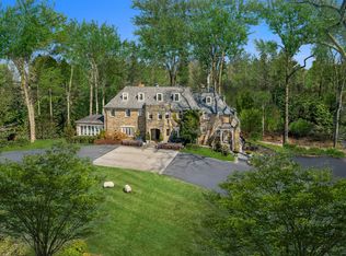 5017 Loughboro Rd NW, Washington, DC 20016