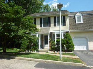 9 Pheasant Run, Hackettstown, NJ 07840
