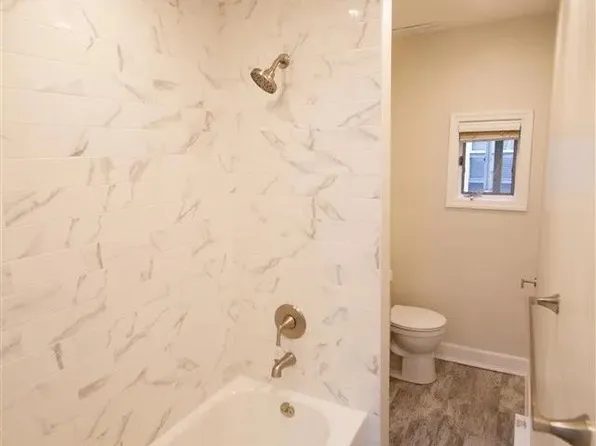 136 Sherman Avenue image 5 of 9