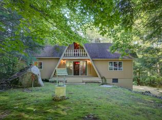 207 Alton Shores Rd, Alton Bay, NH 03810