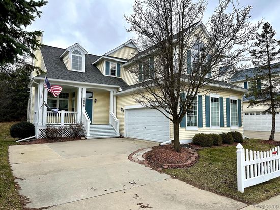 1668 Chapleau Dr, Ann Arbor, MI 48103