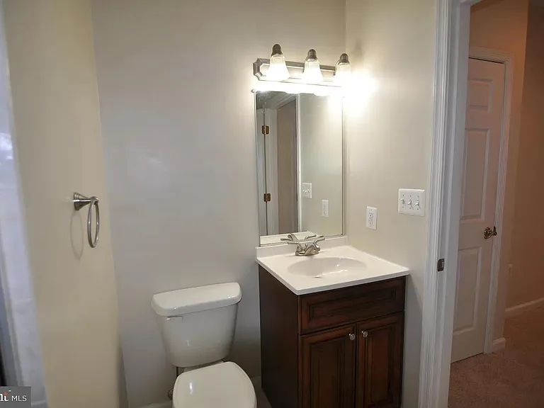 Bathroom2-2