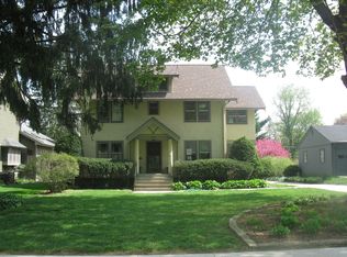 1065 44th St, Des Moines, IA 50311