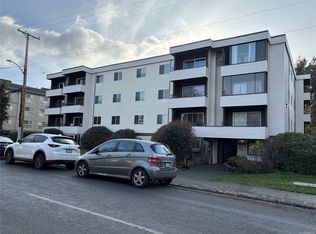 1571 Mortimer St #302, Saanich, BC V8P3A7