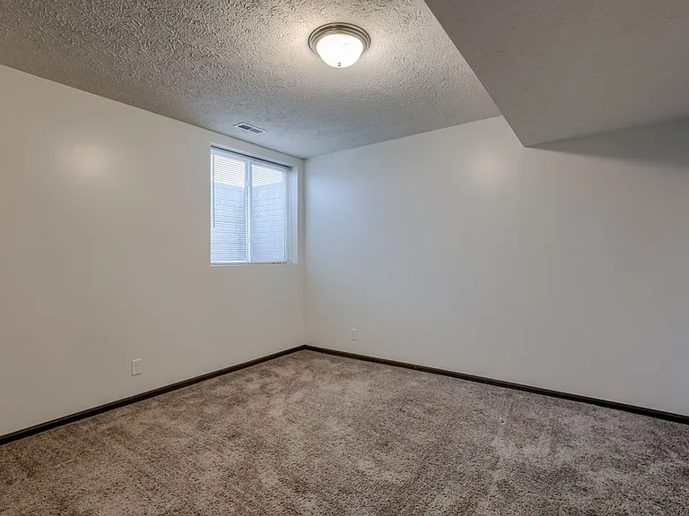 2644-48 W Timberlake Dr — Photo 10