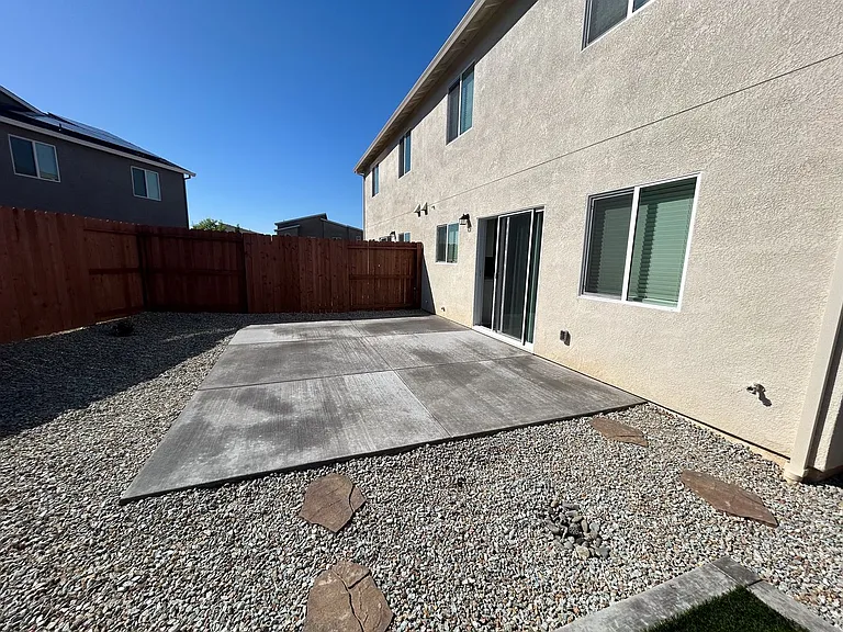 805 Congaree Ln — Photo 13