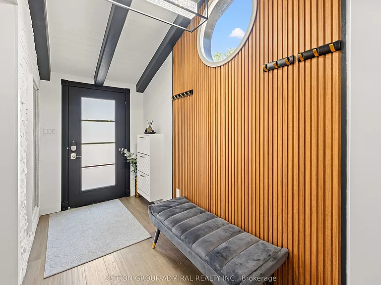 3 Hartland Rd — Photo 2