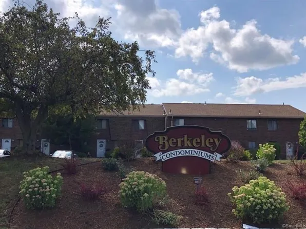 162 Wakefield Circle #162, East Hartford, CT 06118