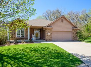 230 Shaley Cir, Council Bluffs, IA 51503
