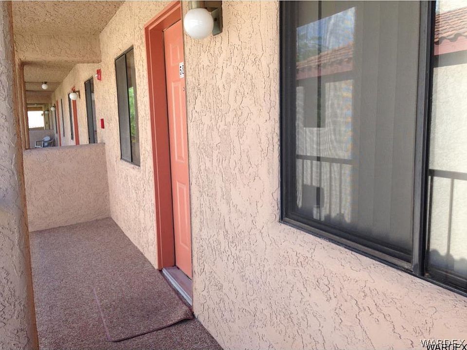 1st image of 1989 W Mesquite Avenue #58