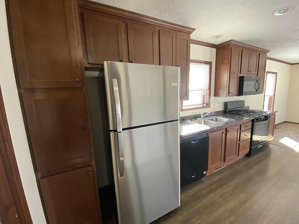 1st image of 4925 Genesee St #568S
