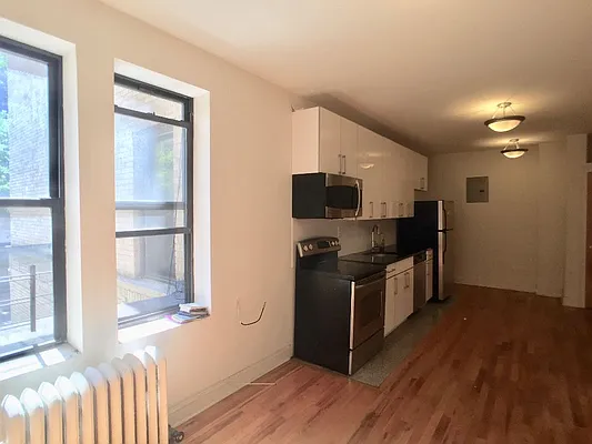 Rented by Sovereign Associates | media 6