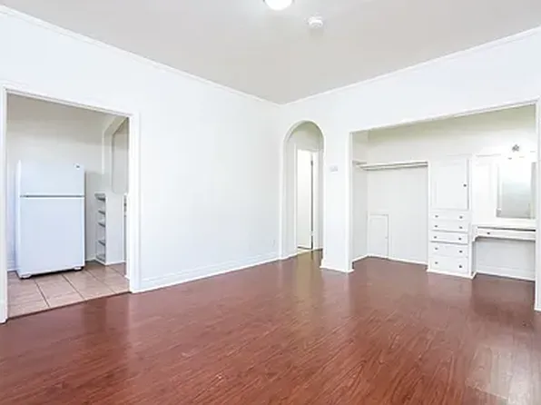 21 Westminster Ave, Venice, CA