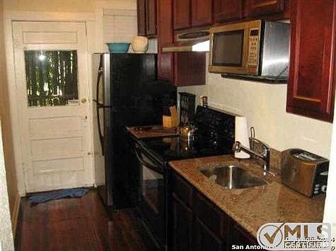 2nd image of 222 Beauregard APT 3