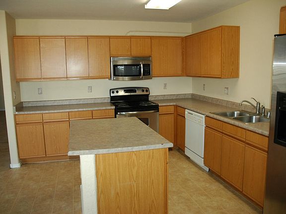 2nd image of 11780 W Dahlia Dr