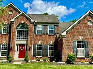 816 Doncaster Dr, Maineville, OH