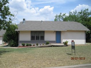 208 N Smith St, Breckenridge, TX 76424