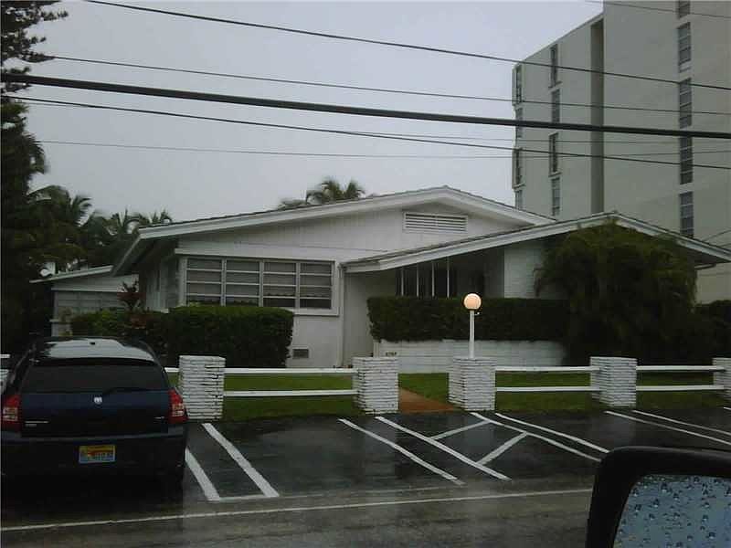 2nd image of 9760 W Bay Harbor Dr