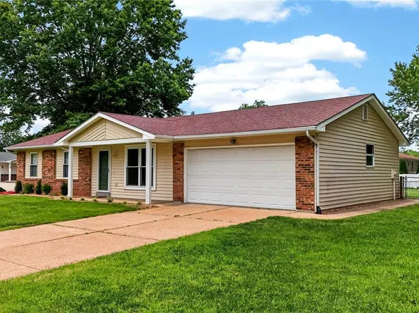 3928 Nugget Dr, Saint Peters, MO 63376