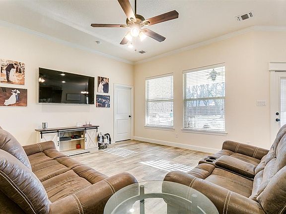 5th image of 5014 San Marcos Dr