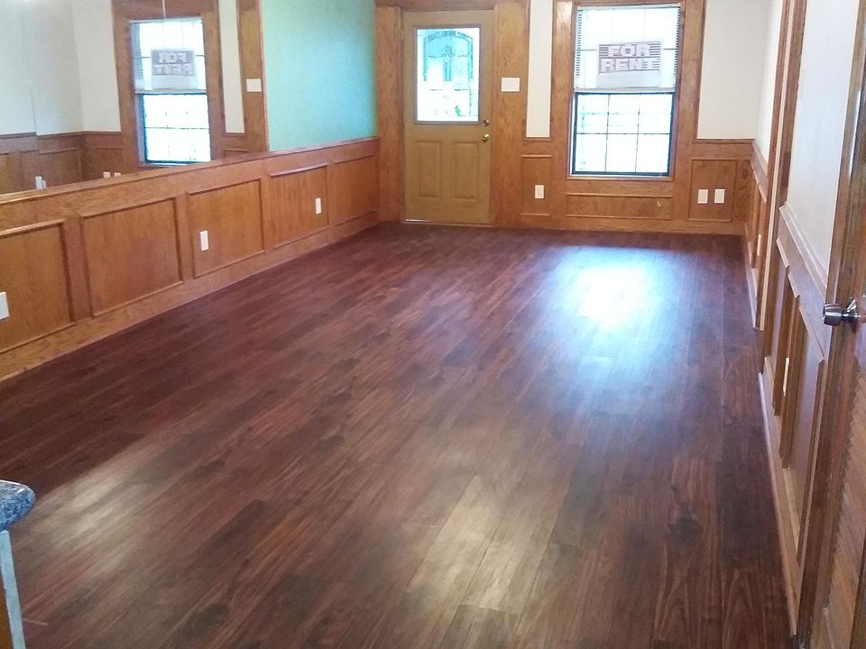 Open style, Block Paneling, New Flooring through out, large Mirror
