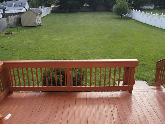 Back Deck_Back Yard