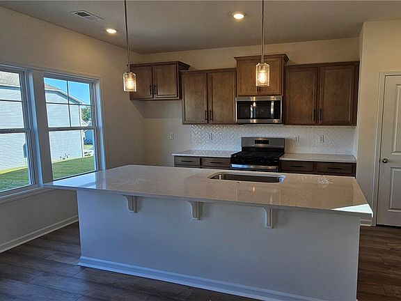 3rd image of 307 Ecton Pl