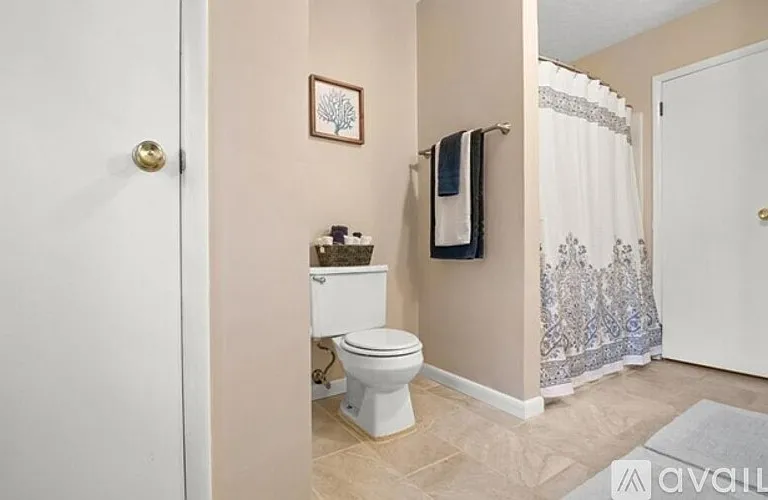 1712 Scampton Dr — Photo 14