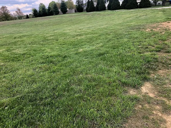 Axton Ln, Goshen, KY 40026