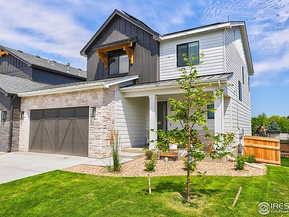3rd image of 663 Red Jewel Dr