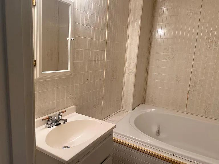 59 Robin Ln — Photo 9