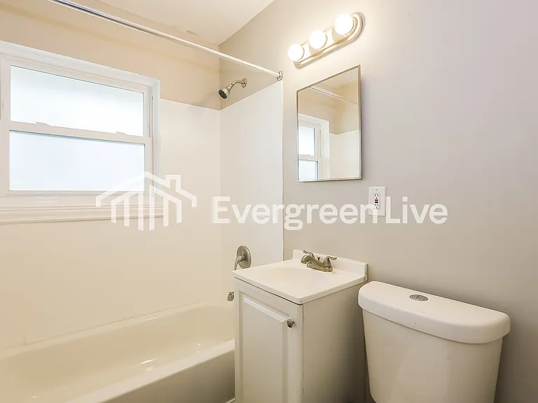 8816 Montery Ct — Photo 8