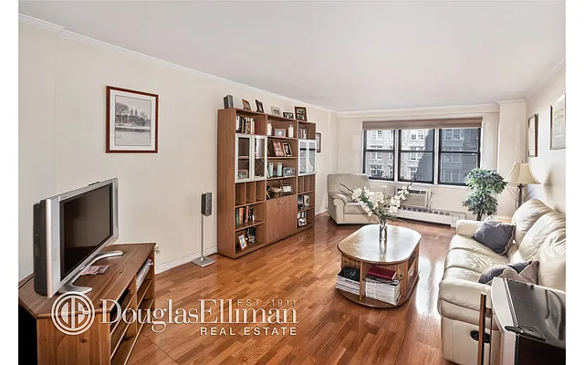Sold by Douglas Elliman | media 7