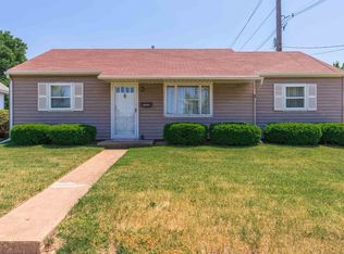 1622 S Center St, Bloomington, IL