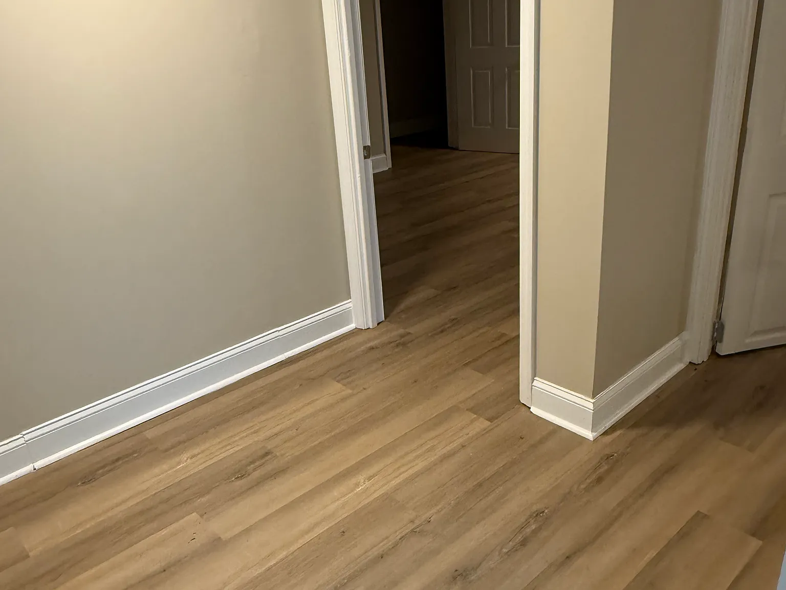 2 bed, $1,600 — Photo 4