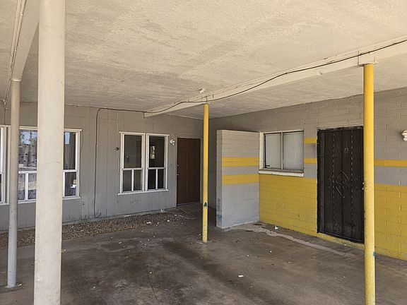 5th image of 1142 N March Cir